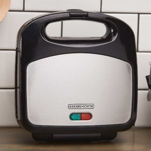 Sandwichera B&D WM2000S-AR 3 EN 1 WAFLERA + SANDWICHERA + PARRILLA